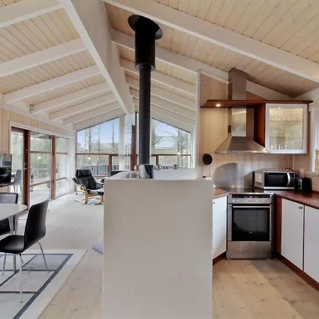 Paulette - 450m From The Sea In Nw Jutland By Interhome *