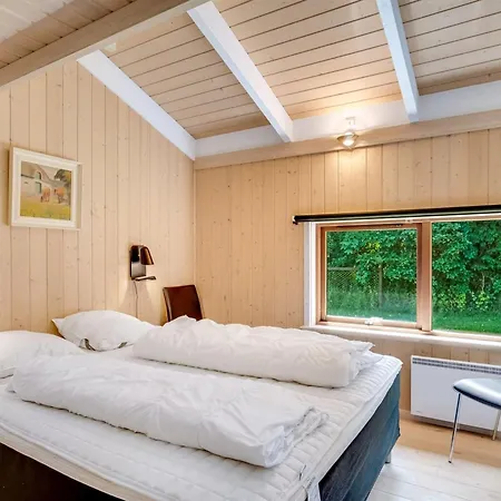 Paulette - 450m From The Sea By Interhome *